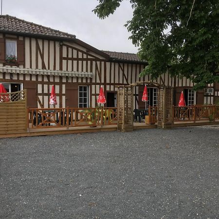 La Petite Auberge Chatelraould-Saint-Louvent Exterior foto
